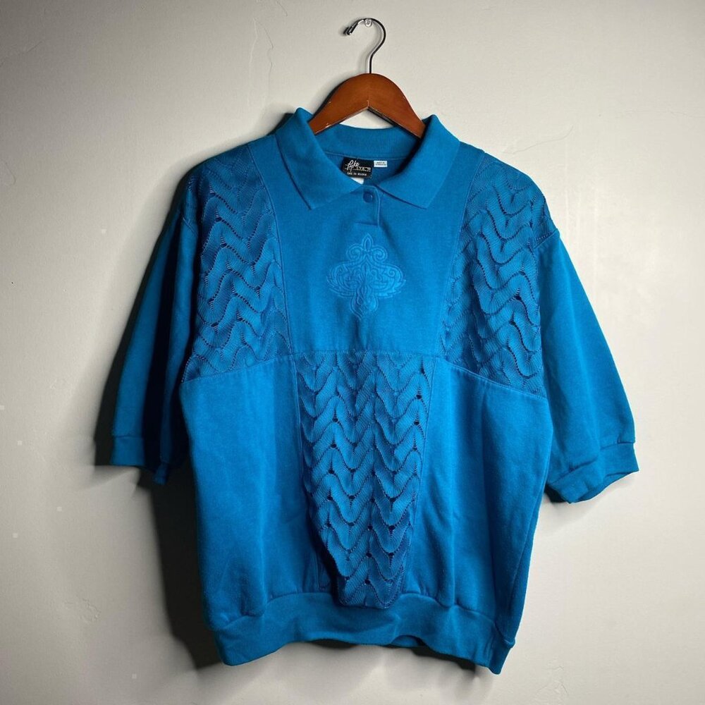 90’s vintage blue short sleeved sweater shirt about a size large